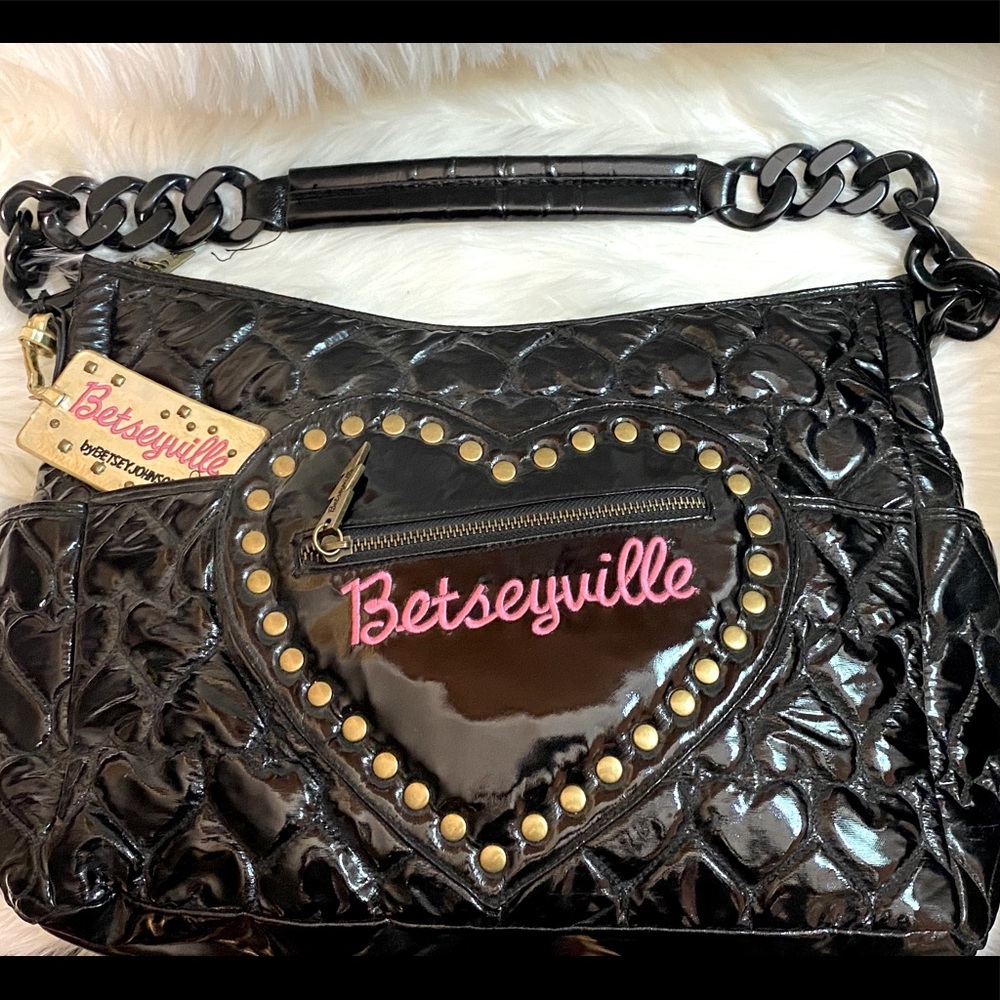Betsey Johnson Large Betseyville “Be Mine” satchel
